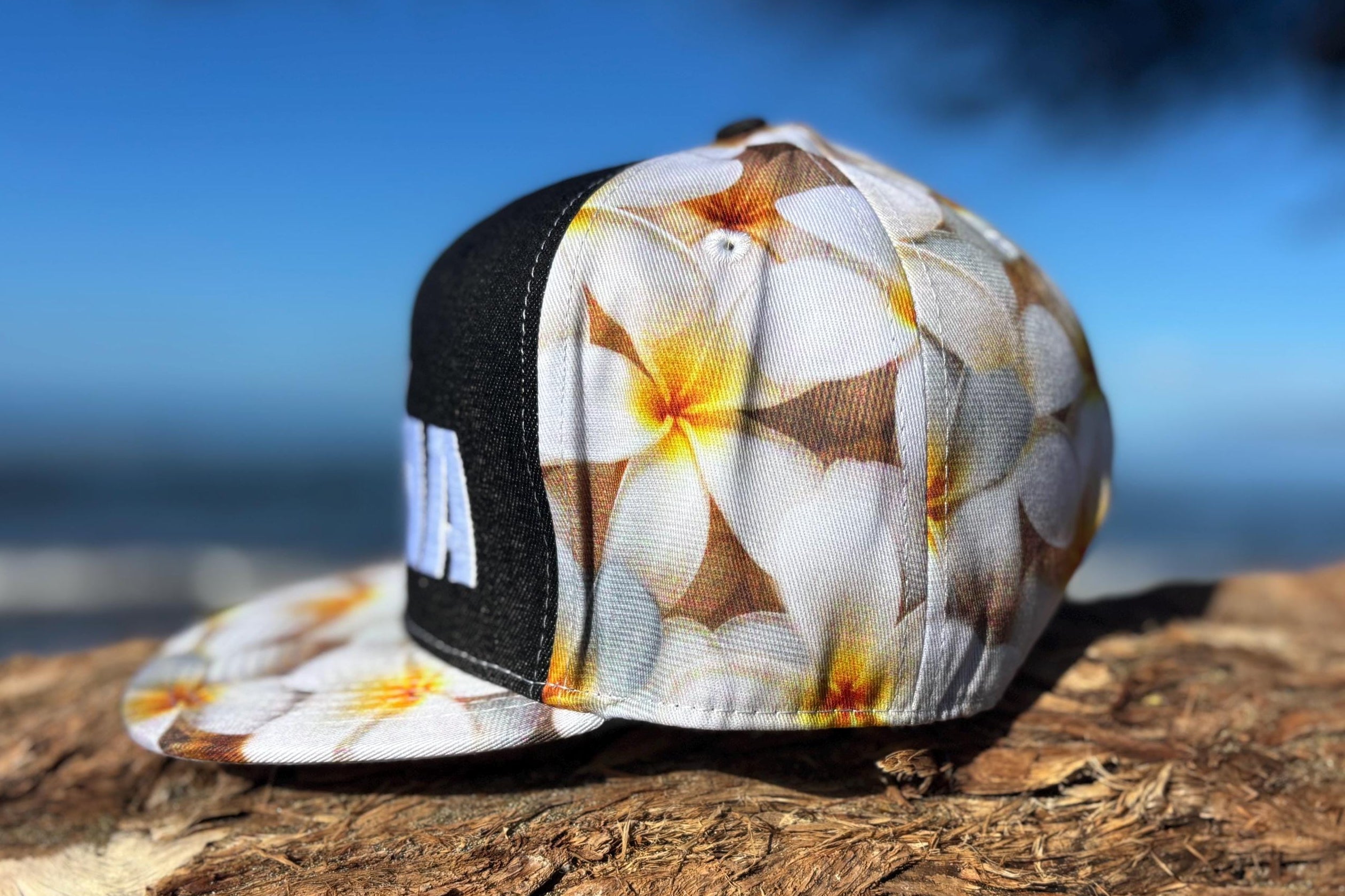 Aloha Snapback Hat | Hawaiian Islands Embroidered Flat Bill | Maui-Made Souvenir