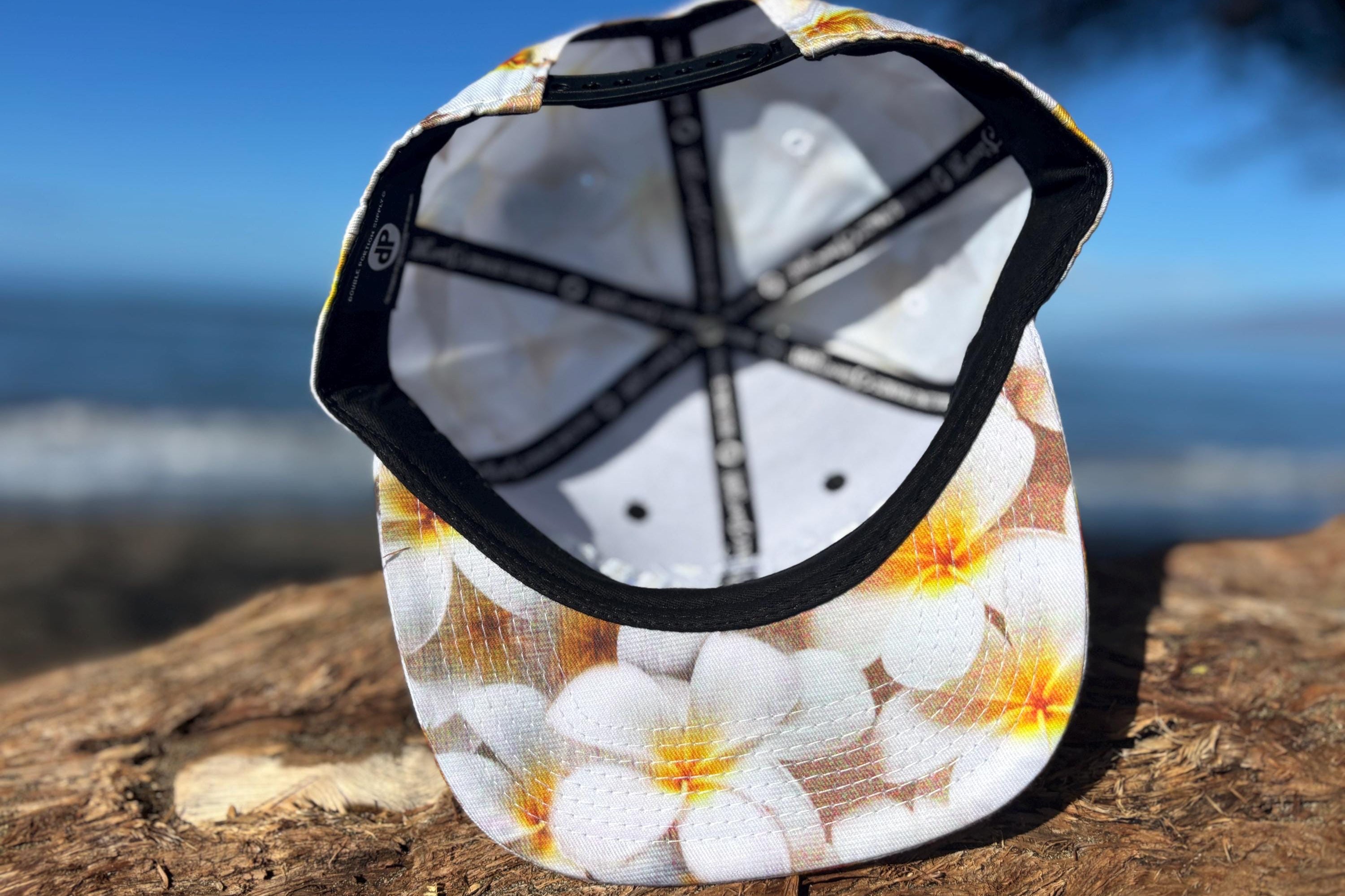 Aloha Snapback Hat | Hawaiian Islands Embroidered Flat Bill | Maui-Made Souvenir